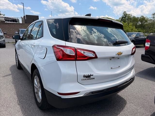 Used 2018 Chevrolet Equinox LS AWD/4WD image 24