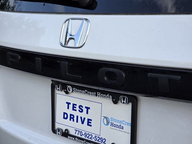 Used 2025 Honda Pilot Sport image 40