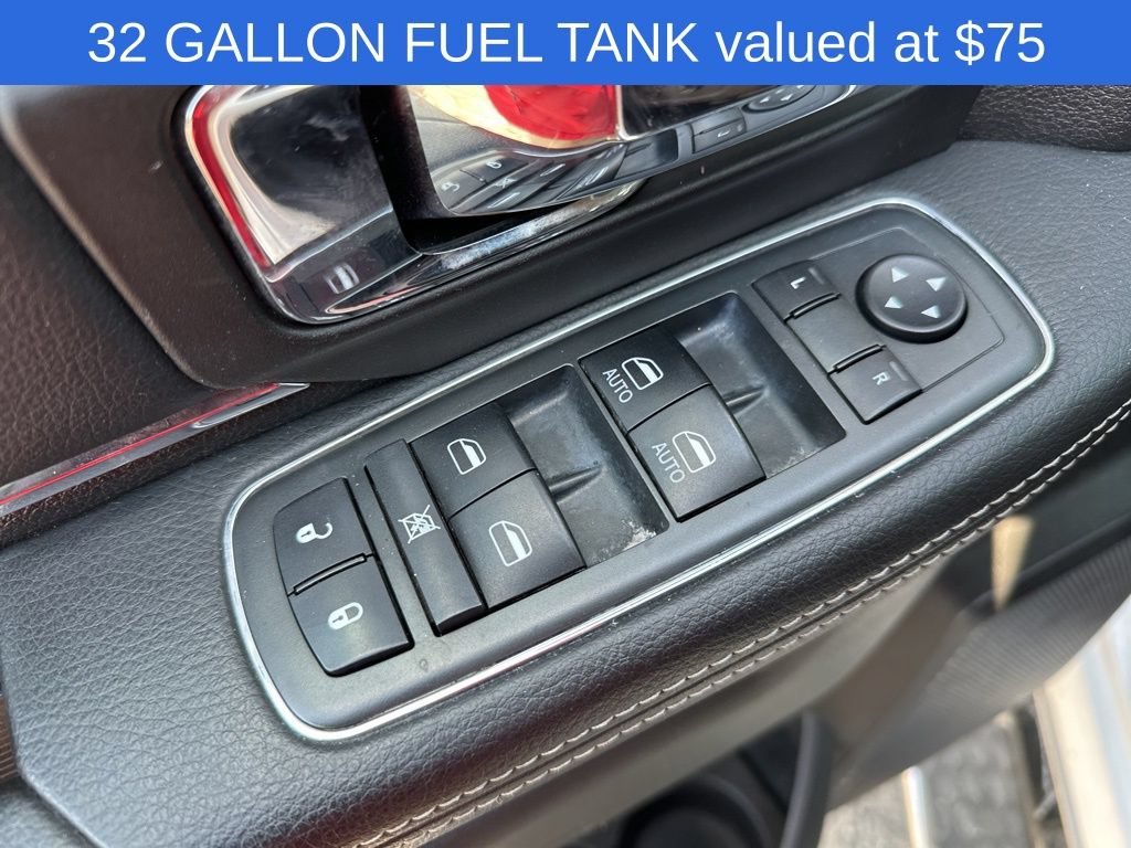Used 2014 RAM 1500 Laramie AWD/4WD image 17