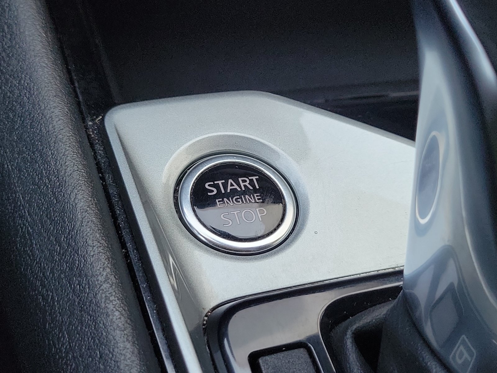 Used 2024 Nissan Altima 2.5 SV FWD image 18
