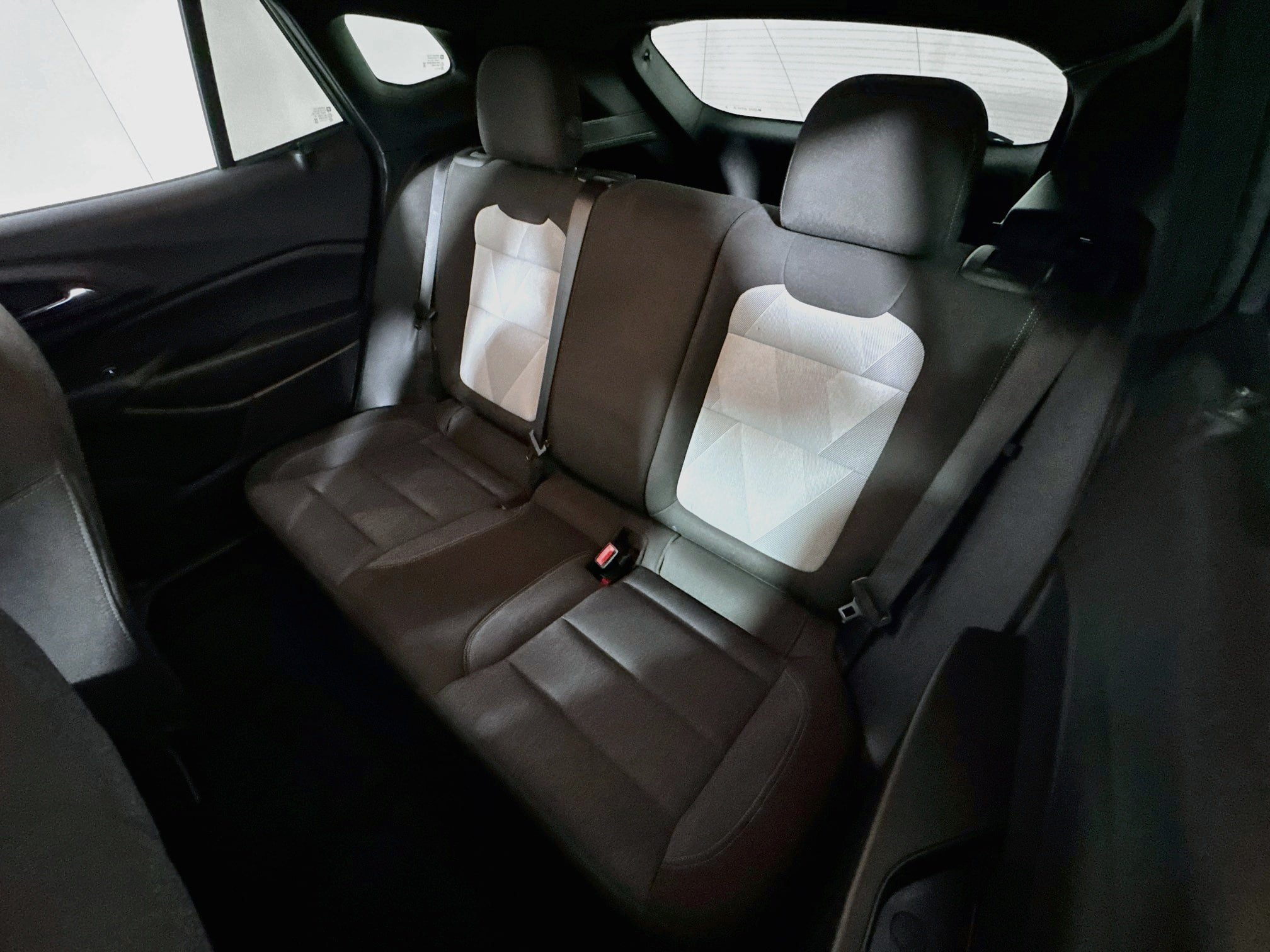 Used 2024 Chevrolet Trax RS FWD image 22
