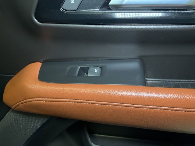 Used 2025 Chevrolet Tahoe LS image 57