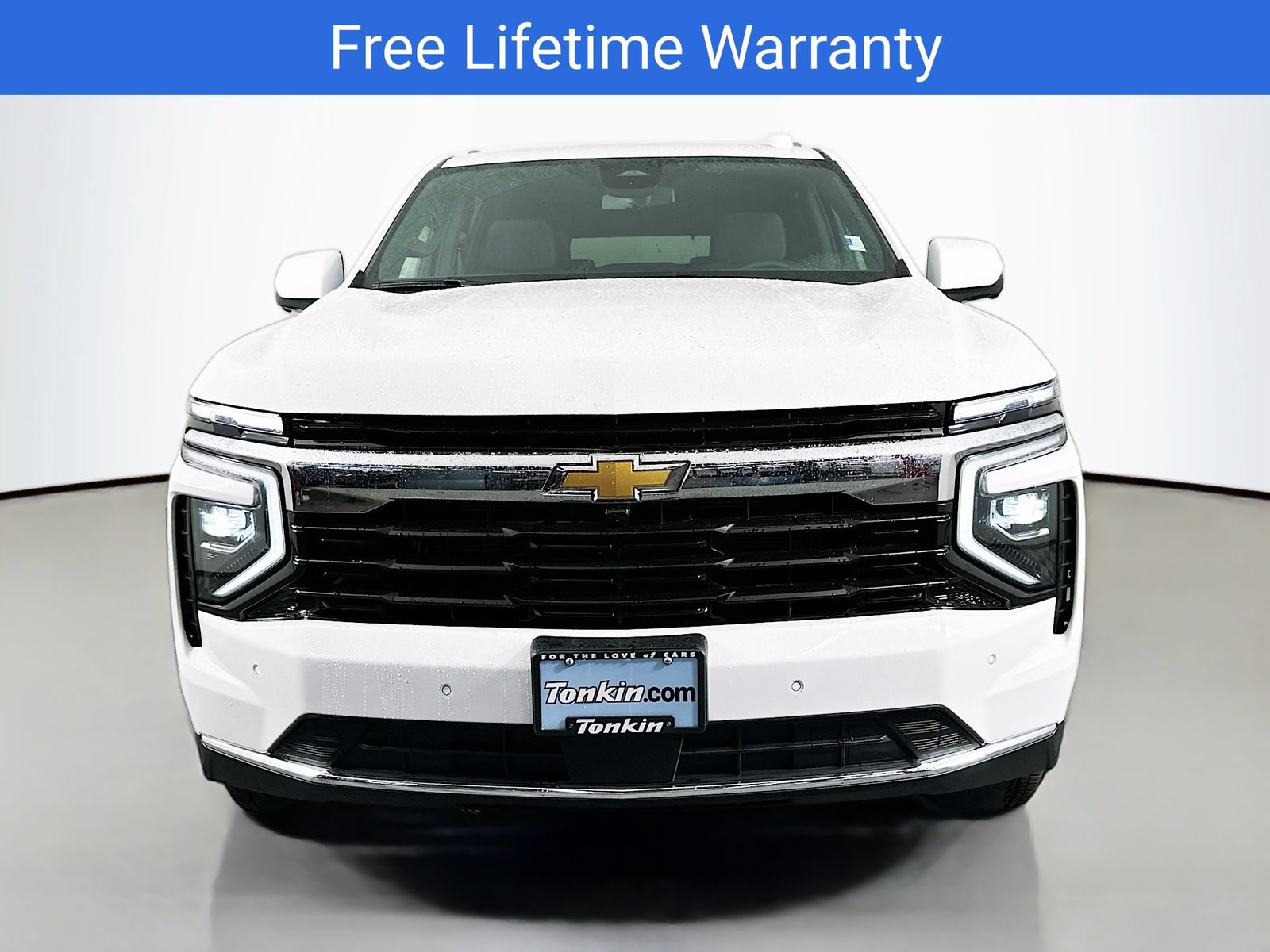 New 2026 Chevrolet Suburban LS AWD/4WD image 2