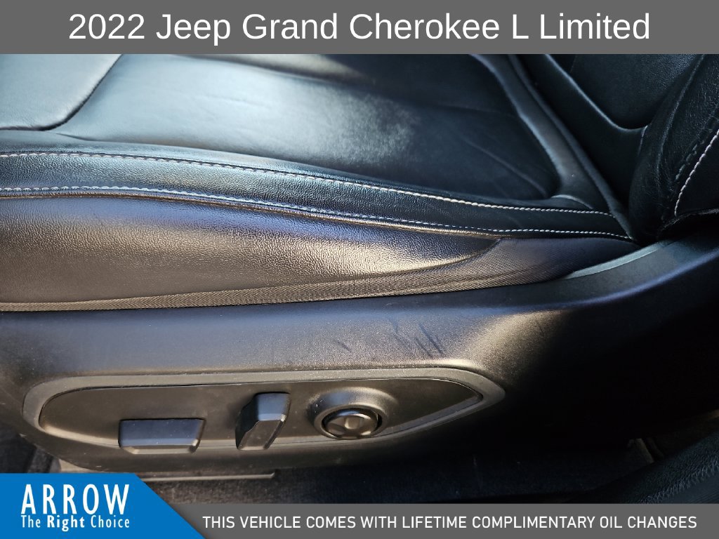 Used 2022 Jeep Grand Cherokee L Limited RWD image 23