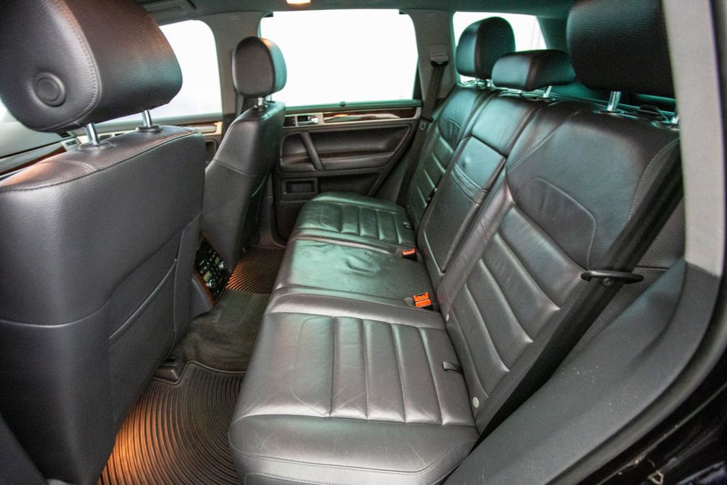 Used 2008 Volkswagen Touareg V10 TDI image 24