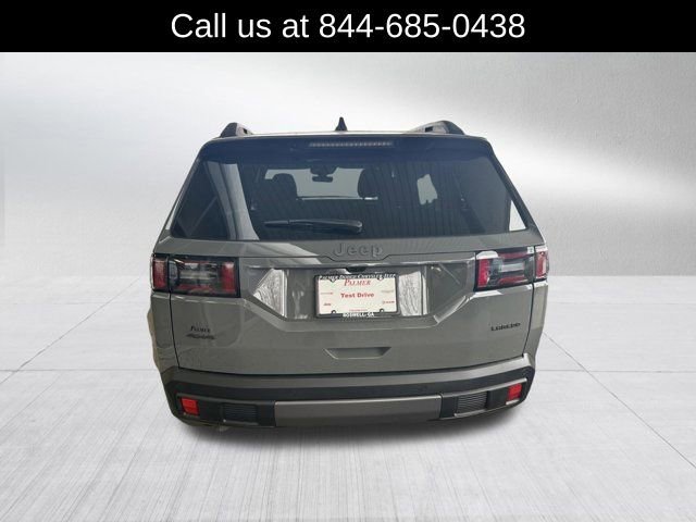 New 2026 Jeep Cherokee Laredo image 4