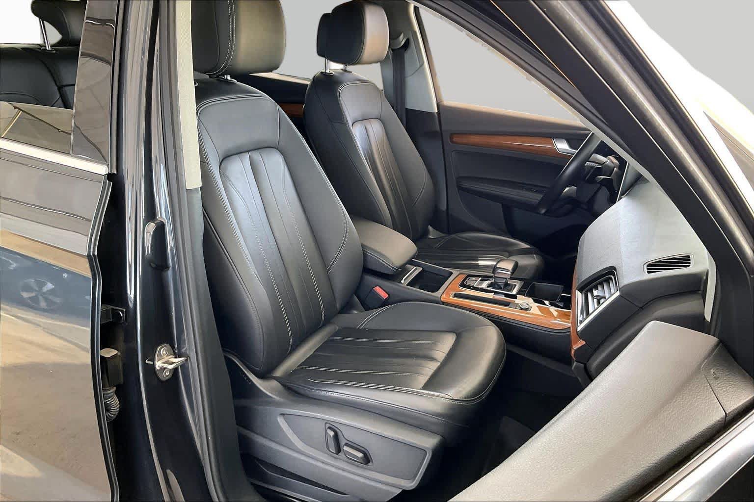 Used 2021 Audi Q5 2.0T Premium Plus AWD/4WD image 9
