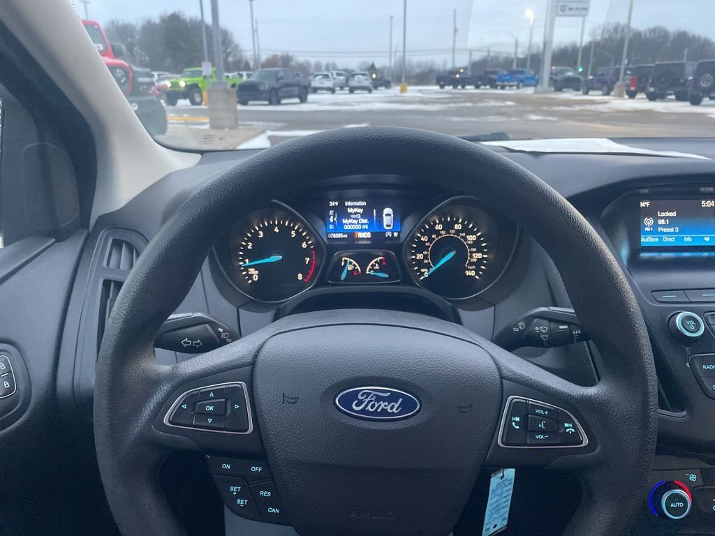 Used 2018 Ford Focus SE image 28