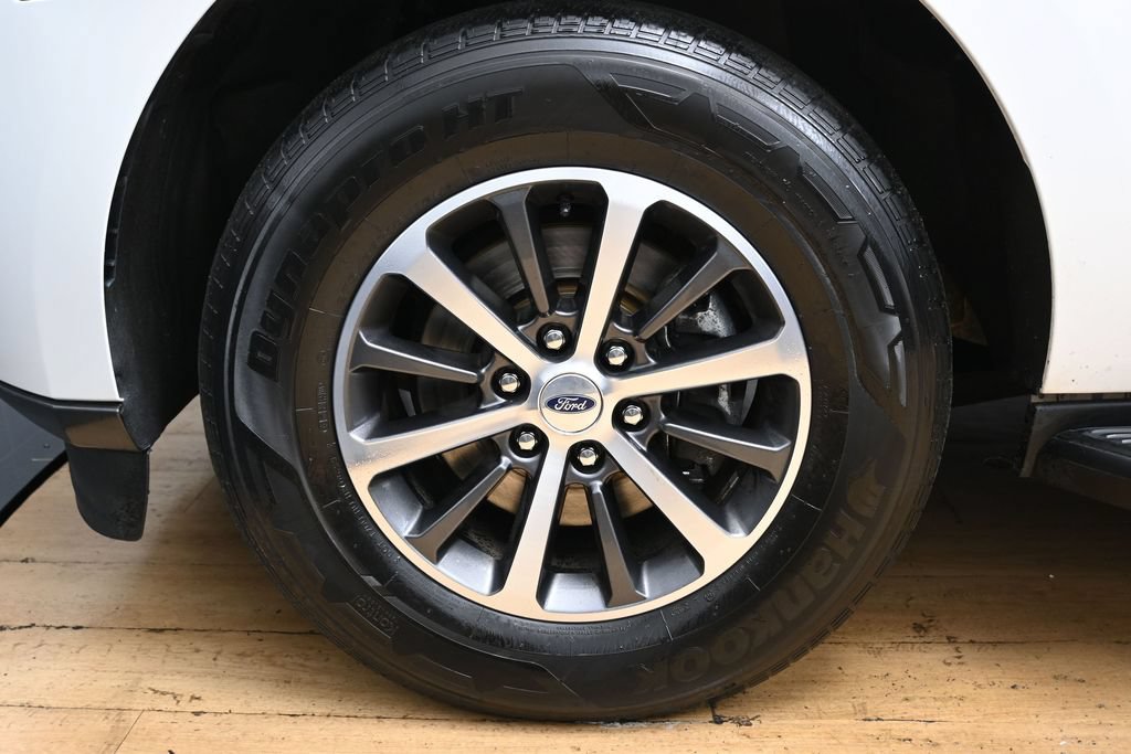 Used 2021 Ford Expedition XL AWD/4WD image 11