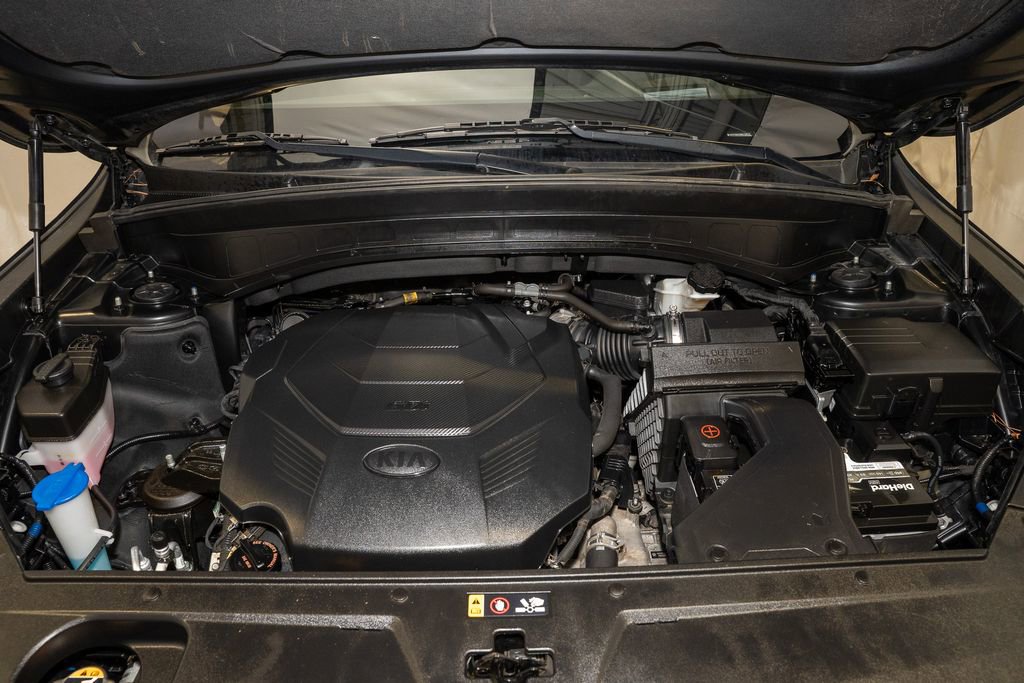 Certified 2021 Kia Telluride SX w/ SX Prestige Package image 22