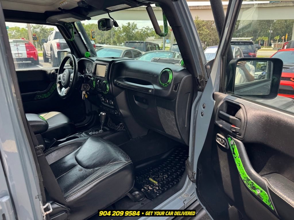 Used 2014 Jeep Wrangler Unlimited Rubicon AWD/4WD image 30