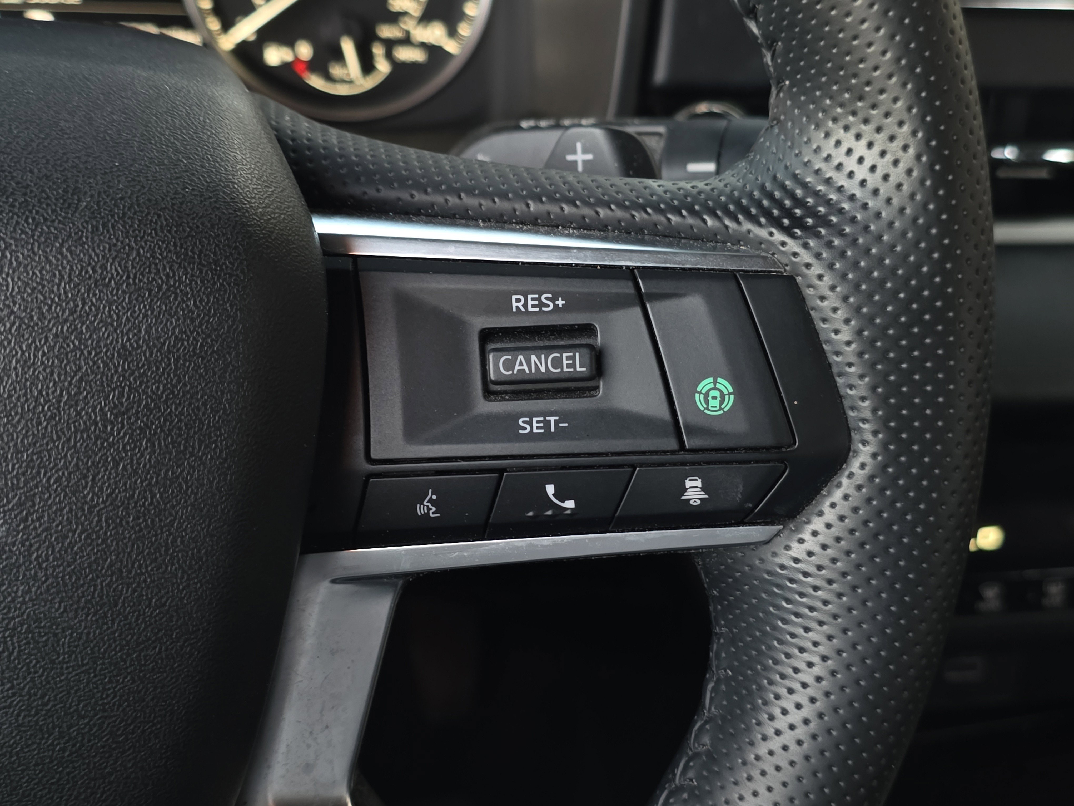 Used 2024 Mitsubishi Outlander SE image 10