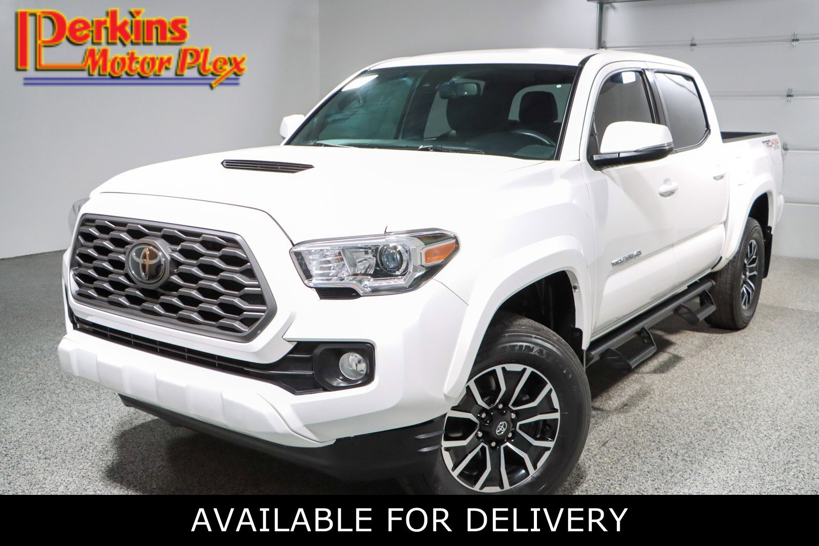 Used 2023 Toyota Tacoma TRD Sport image 1