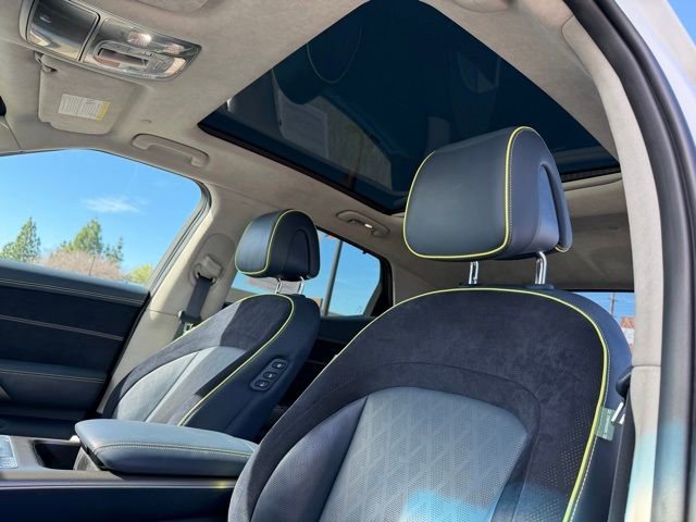 Used 2023 Genesis GV60 Performance image 20