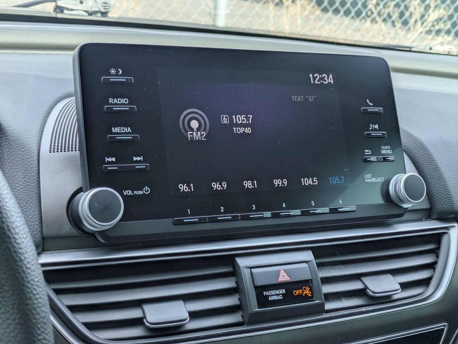 Used 2018 Honda Accord LX image 29