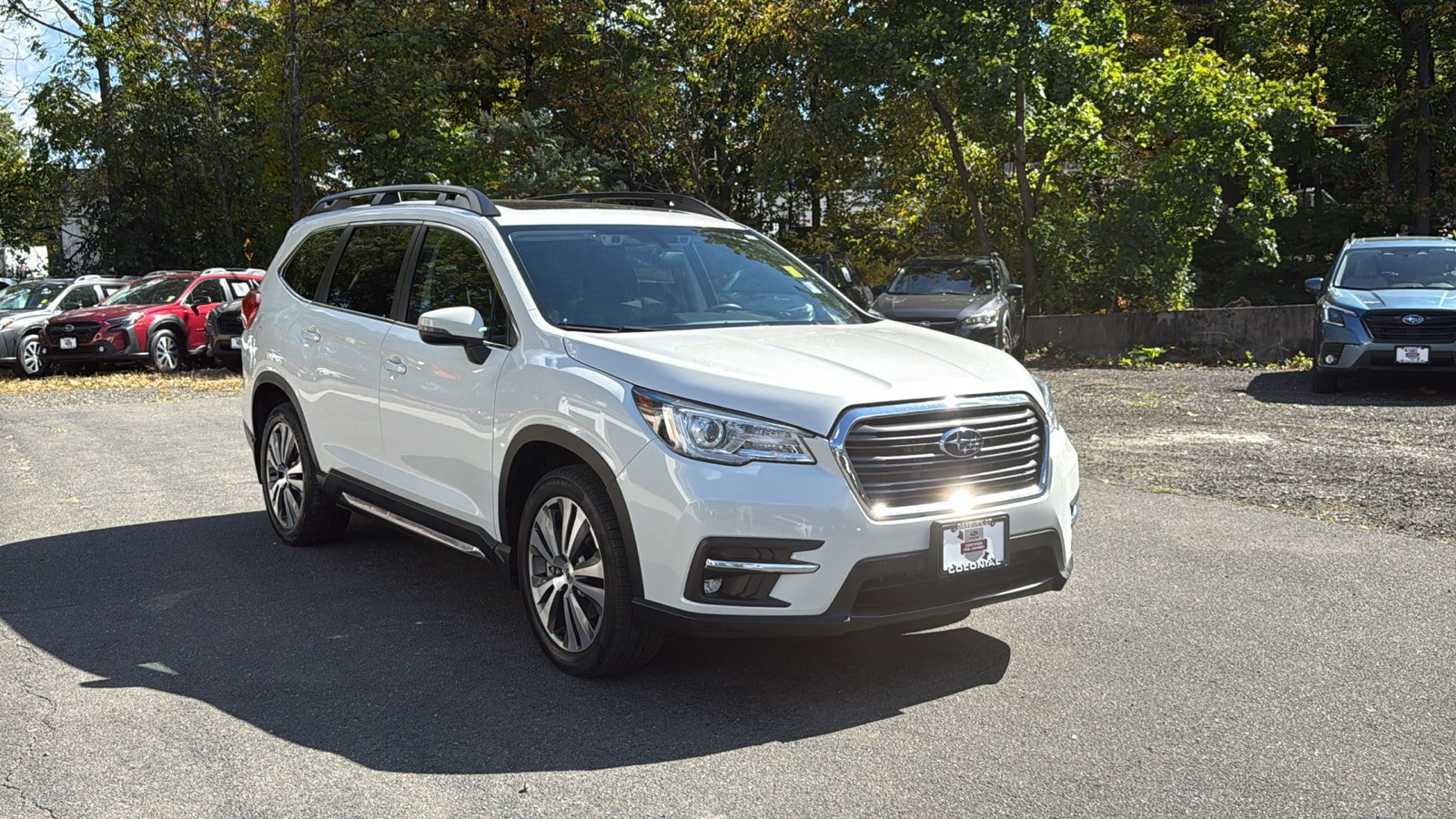 Used 2022 Subaru Ascent Limited w/ Technology Package AWD/4WD image 3