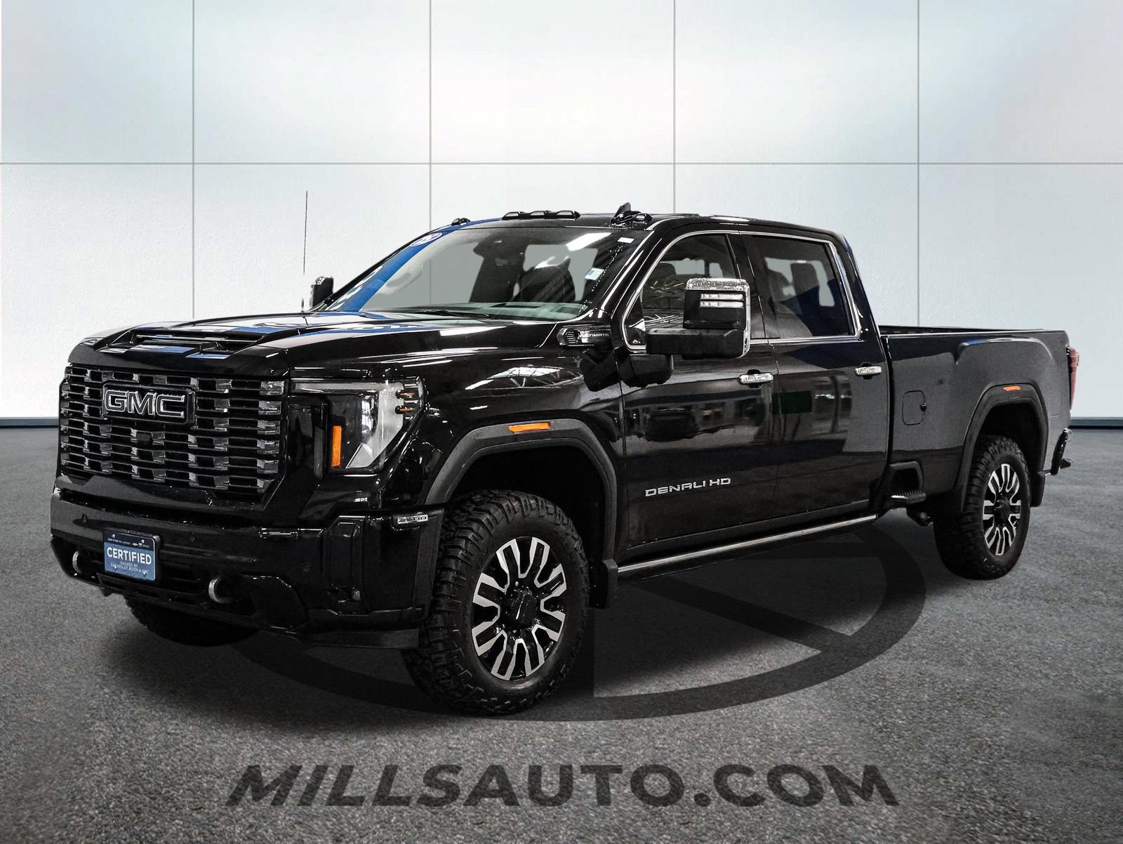 Certified 2025 GMC Sierra 2500 Denali Ultimate AWD/4WD image 2