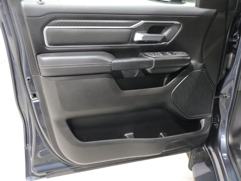 Certified 2025 RAM 1500 Big Horn AWD/4WD image 13