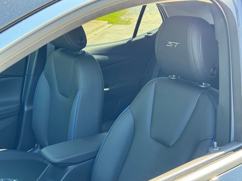 New 2026 Buick Encore GX Sport Touring w/ Advanced Technology Package image 15