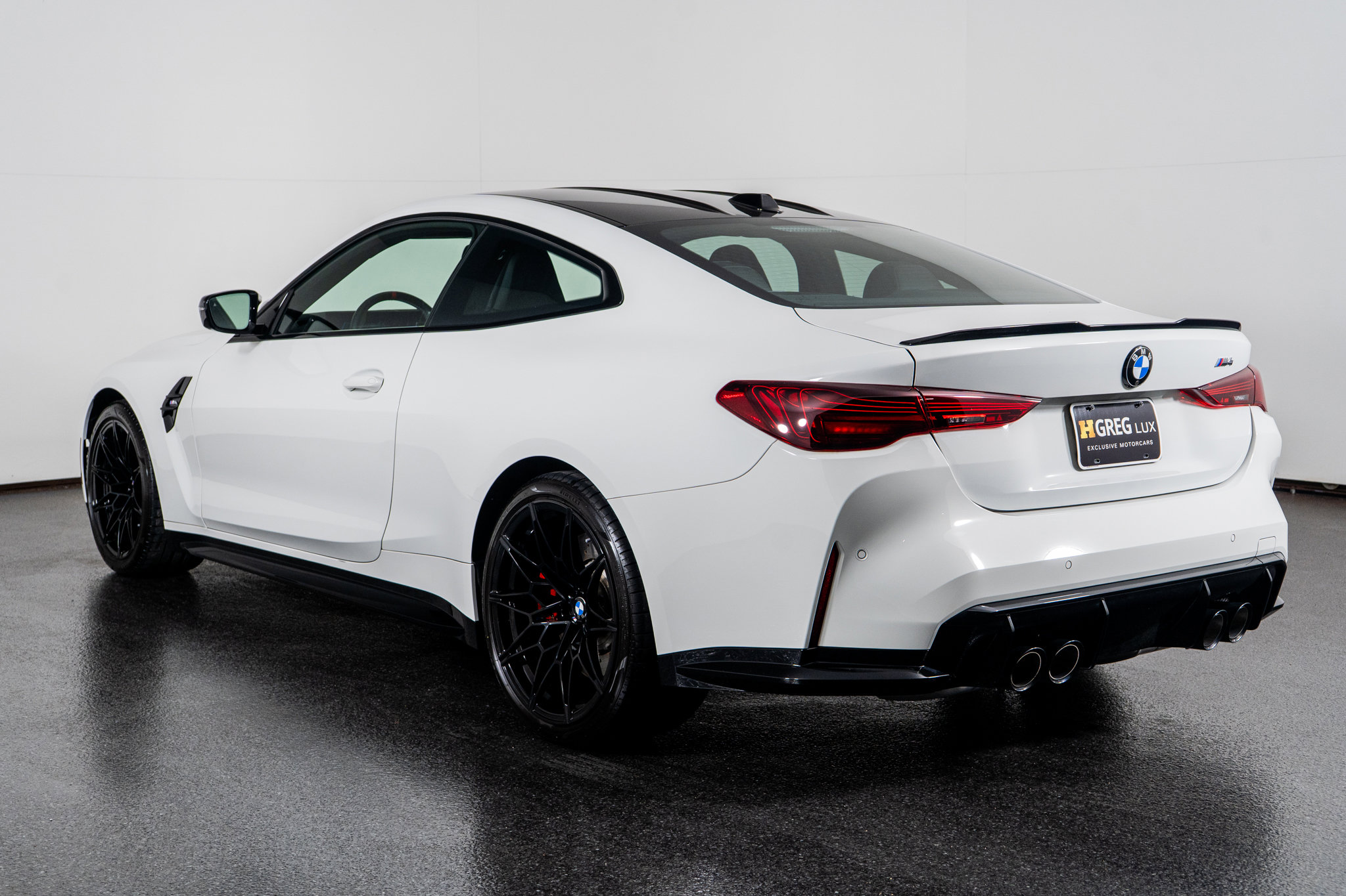 Used 2025 BMW M4 Coupe image 15