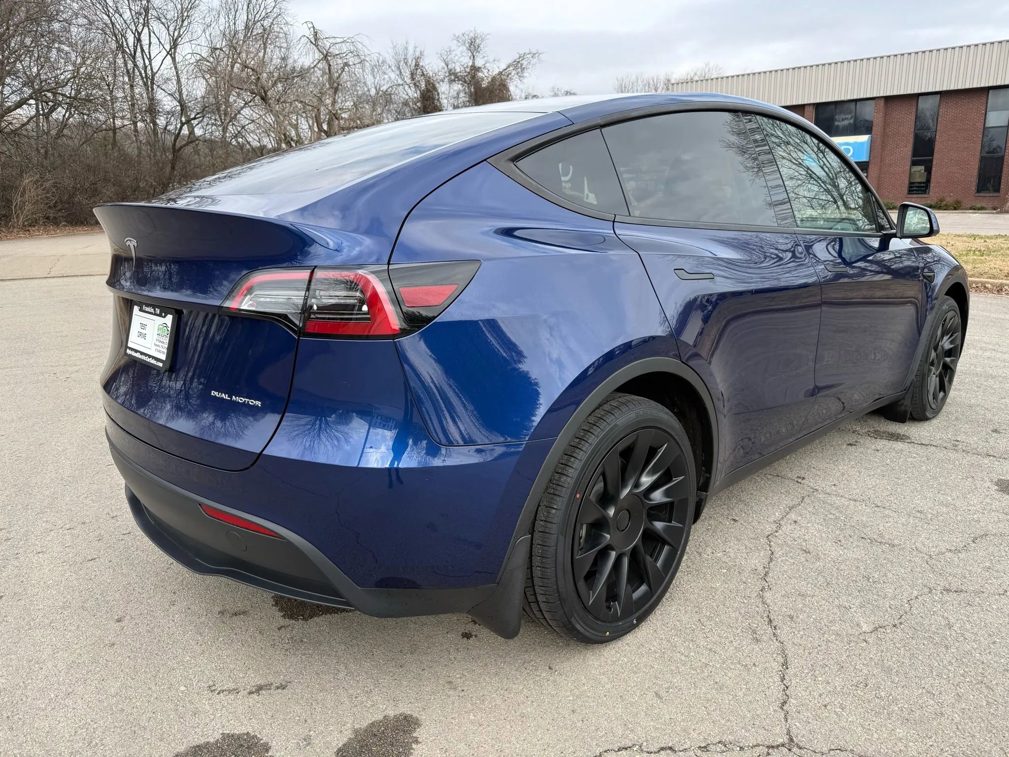 Used 2023 Tesla Model Y Long Range image 6