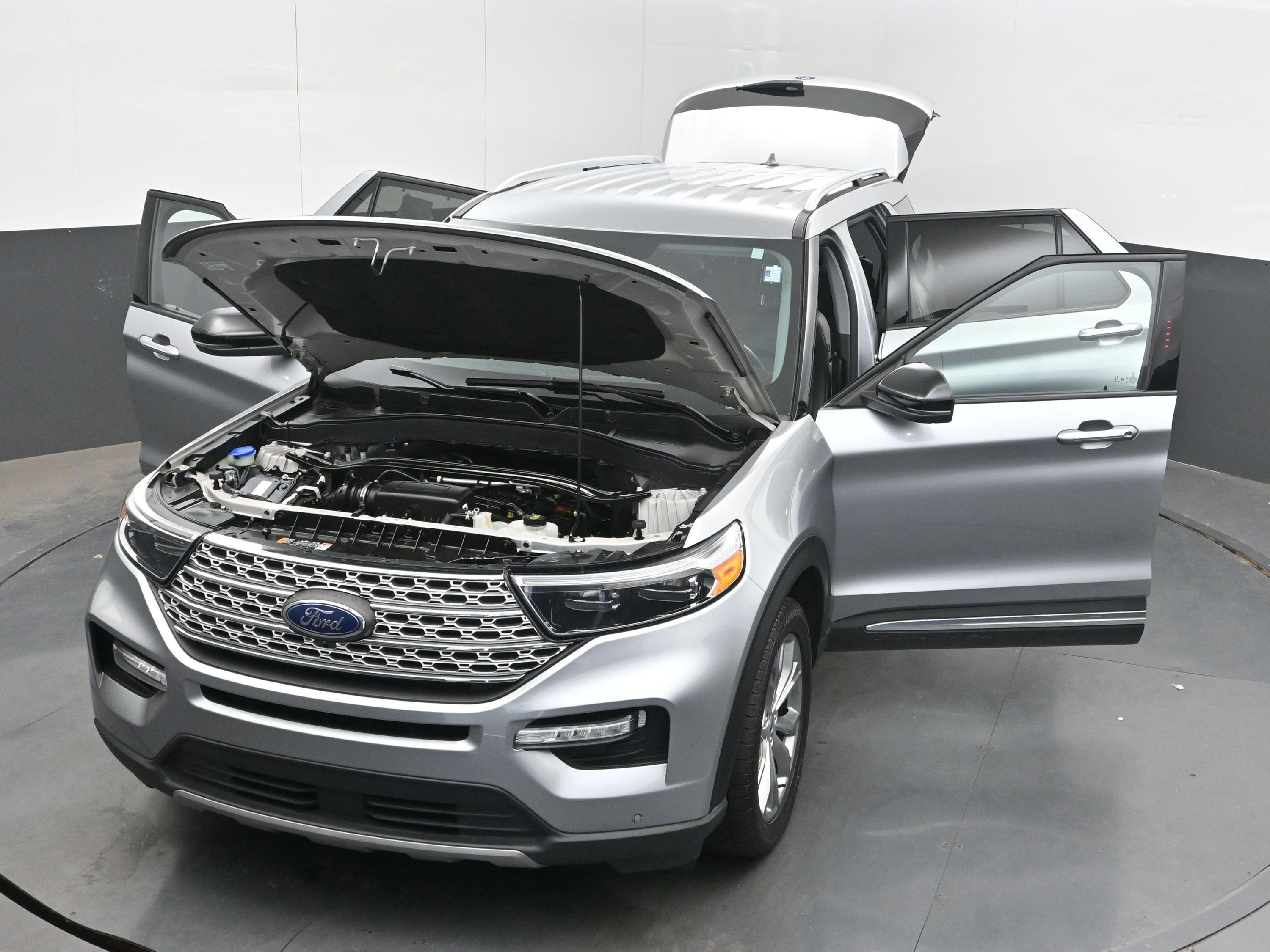 Used 2021 Ford Explorer Limited w/ Equipment Group 301A image 47