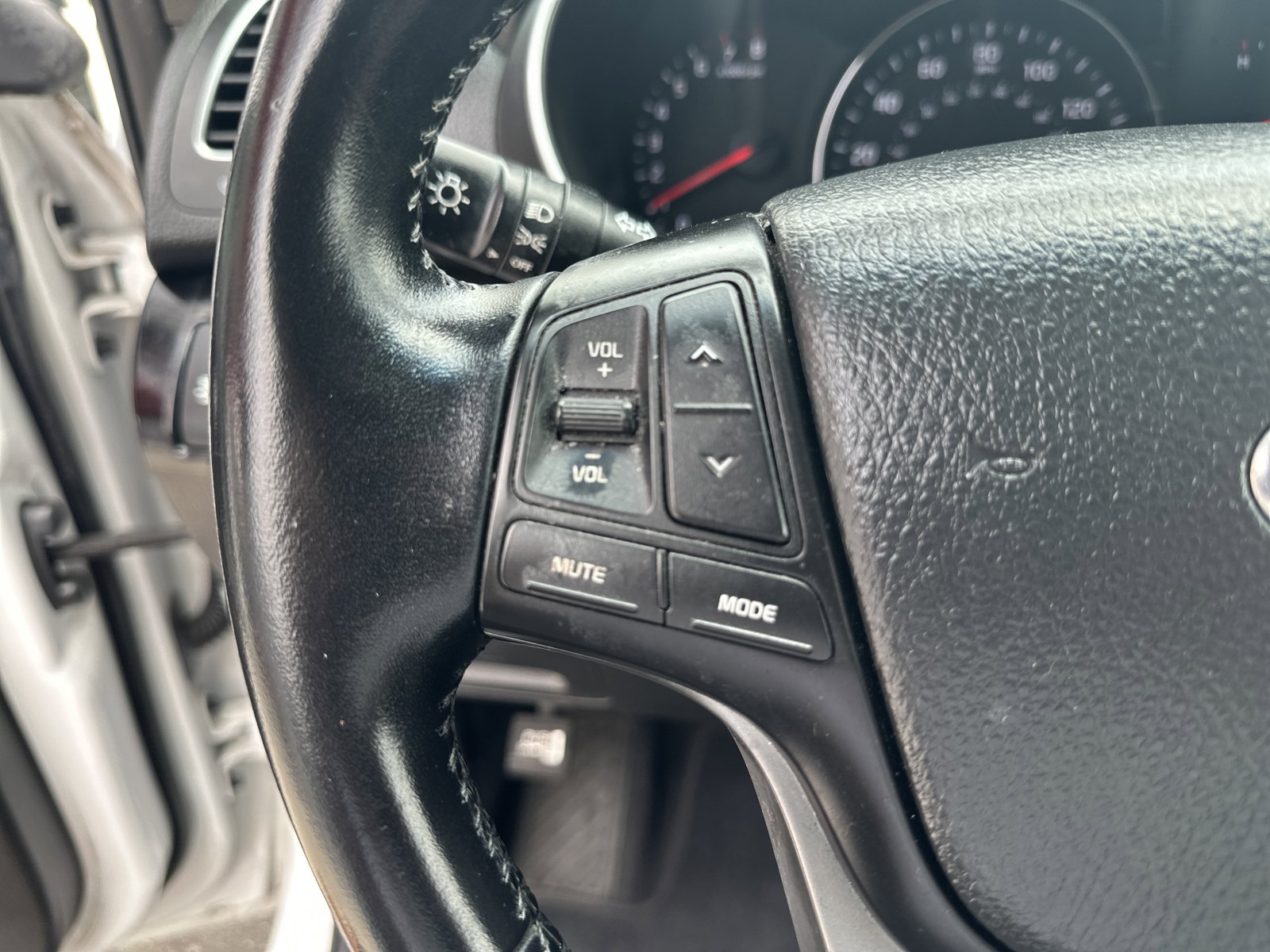 Used 2015 Kia Sorento LX FWD image 13