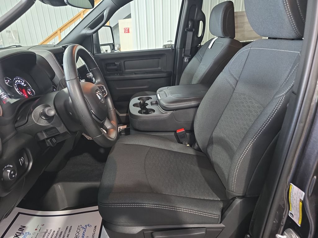 New 2026 RAM 2500 Warlock AWD/4WD image 13