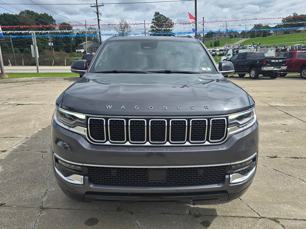 Used 2023 Jeep Wagoneer 4WD w/ Premium Group I image 8