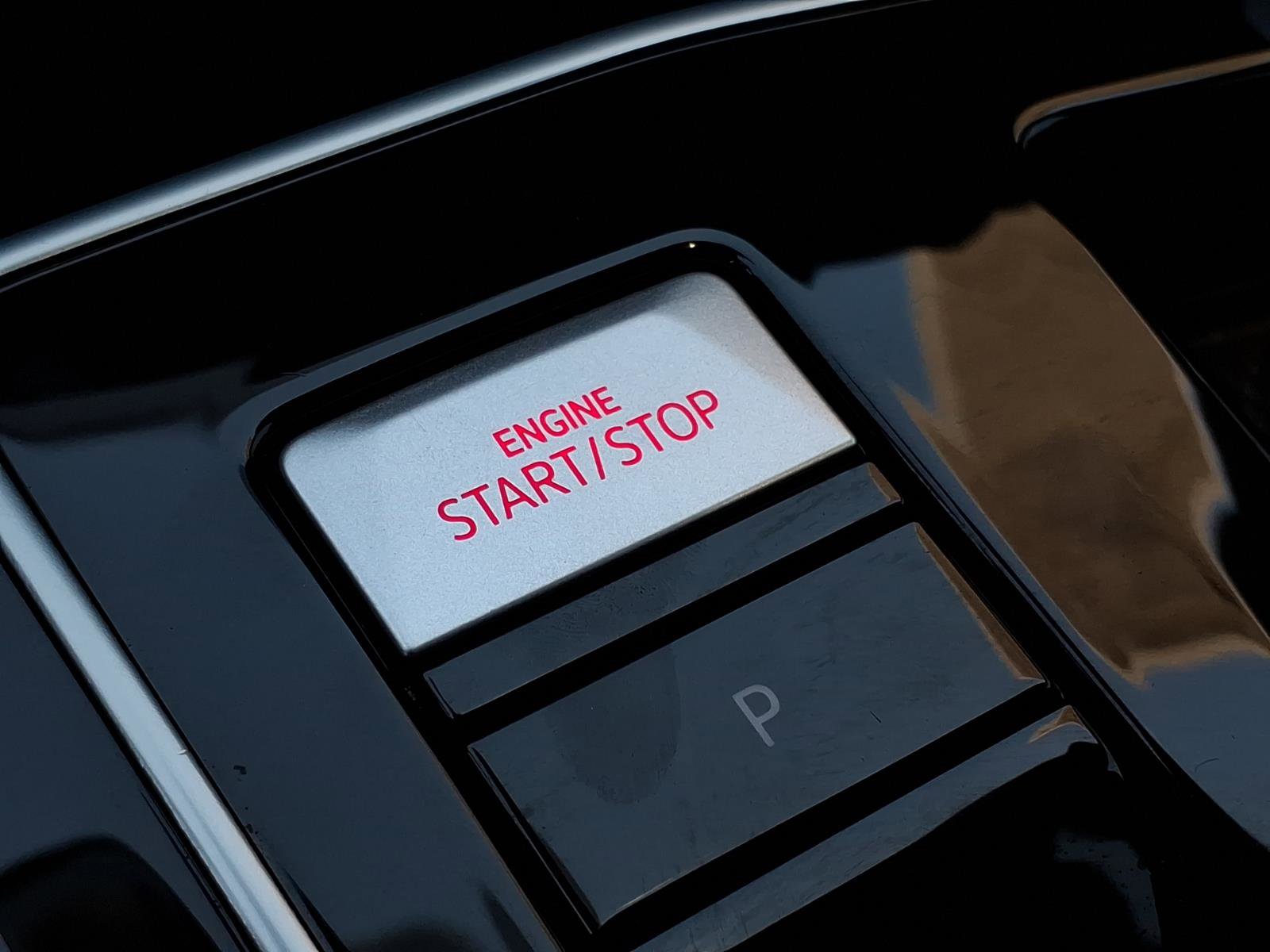 Certified 2023 Volkswagen GTI SE image 30