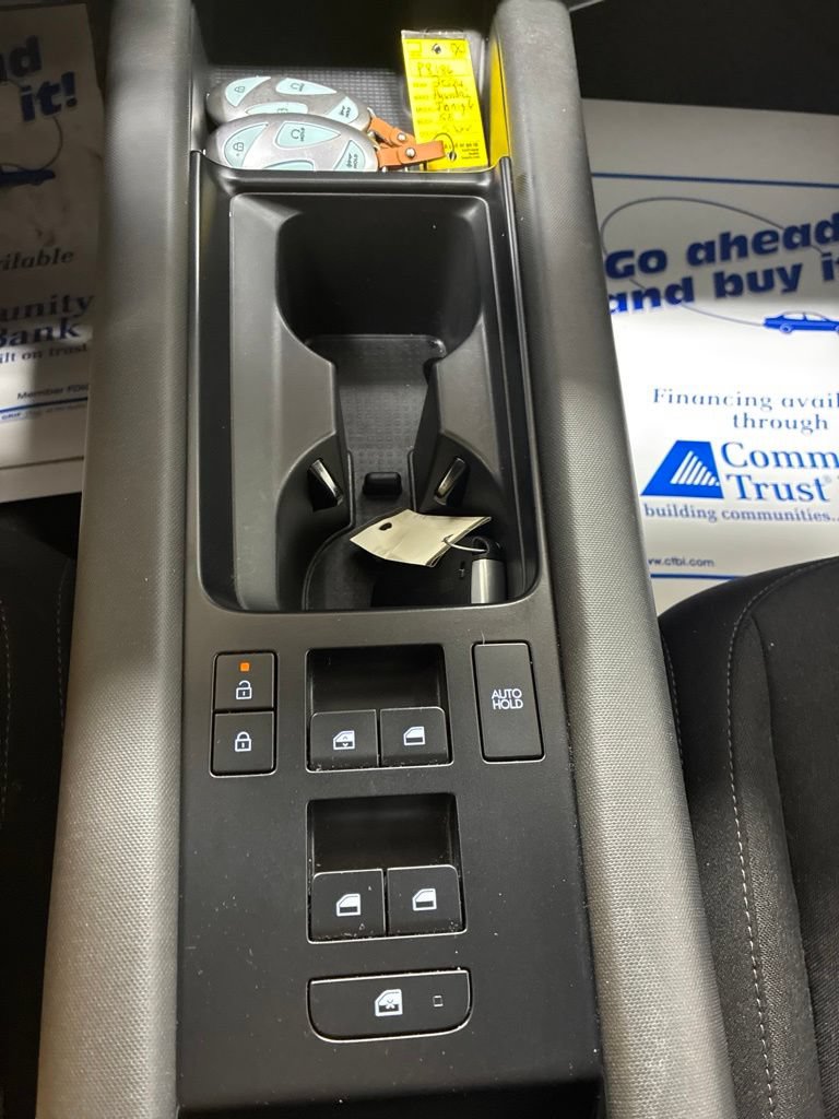 Used 2024 Hyundai Ioniq 6 SE RWD image 21