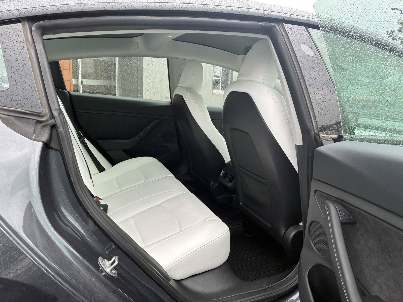 Used 2023 Tesla Model 3 Standard Range RWD image 9