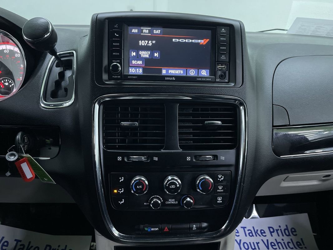 Used 2018 Dodge Grand Caravan SXT image 21