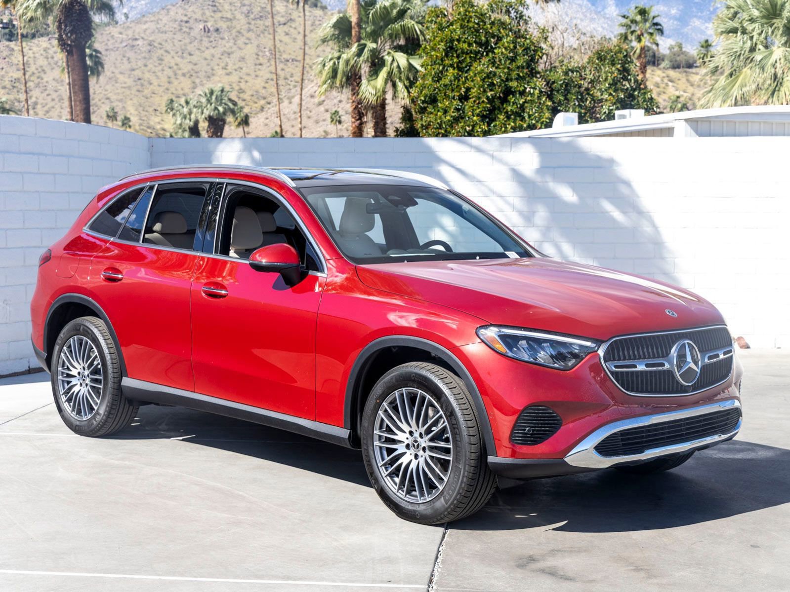 New 2026 Mercedes-Benz GLC 300 image 2