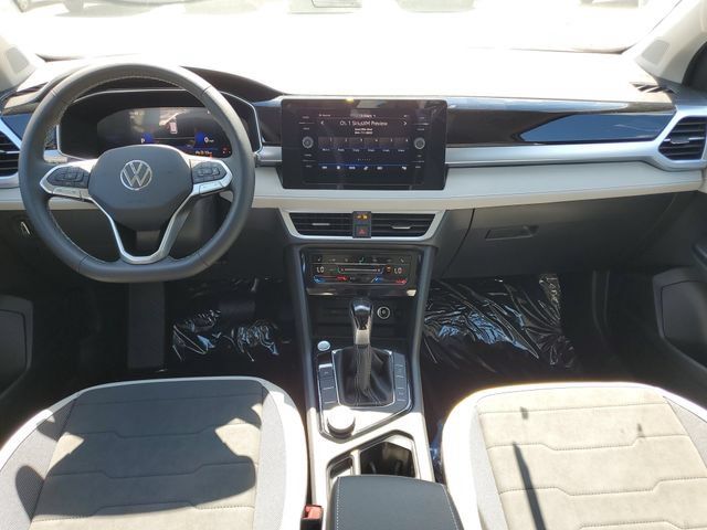 New 2026 Volkswagen Taos SE AWD/4WD image 12