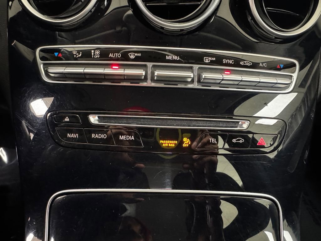 Used 2015 Mercedes-Benz C 300 4MATIC Sedan image 22