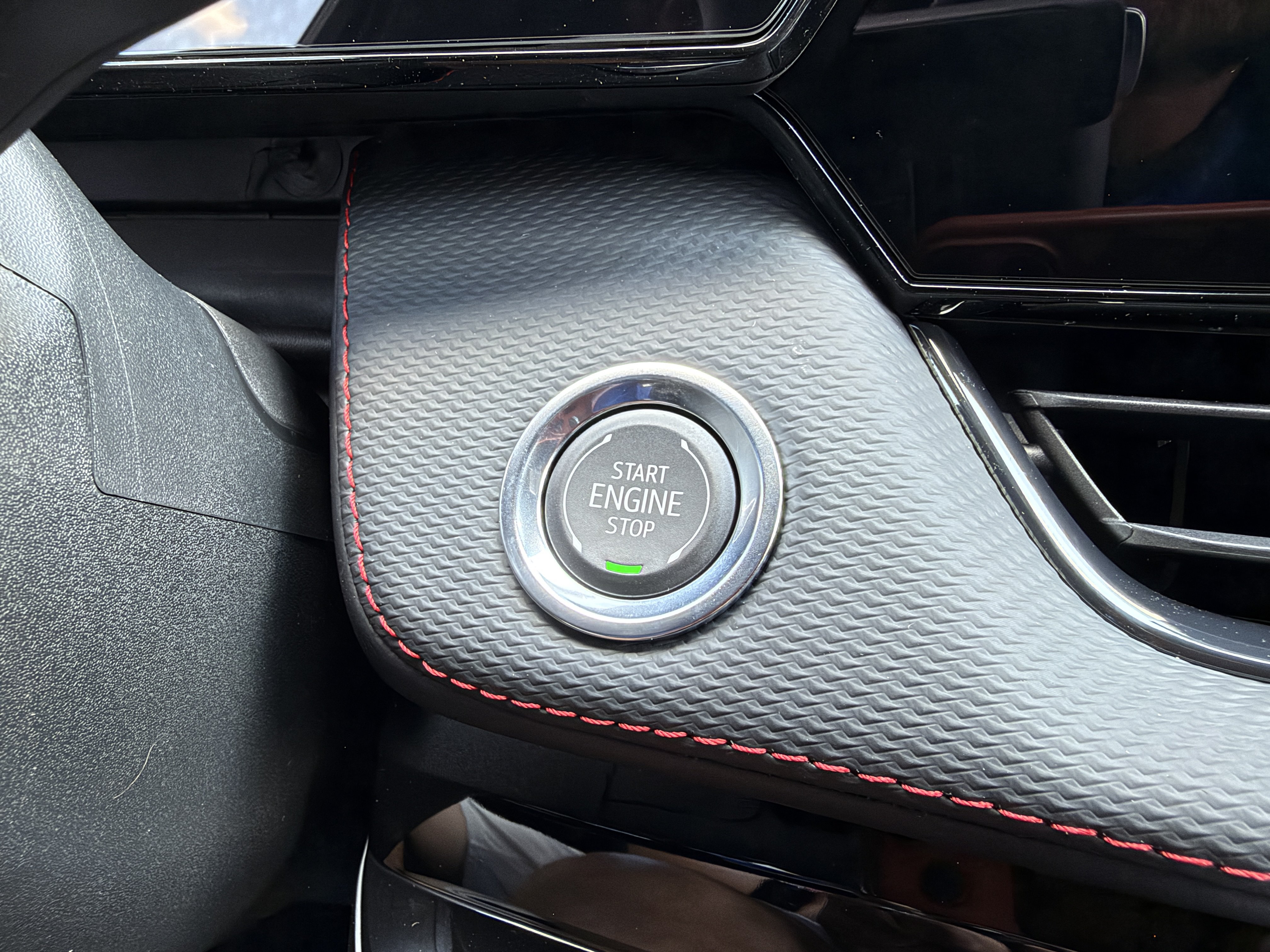 New 2027 Chevrolet Equinox RS w/ Safety and Technology Package FWD image 19