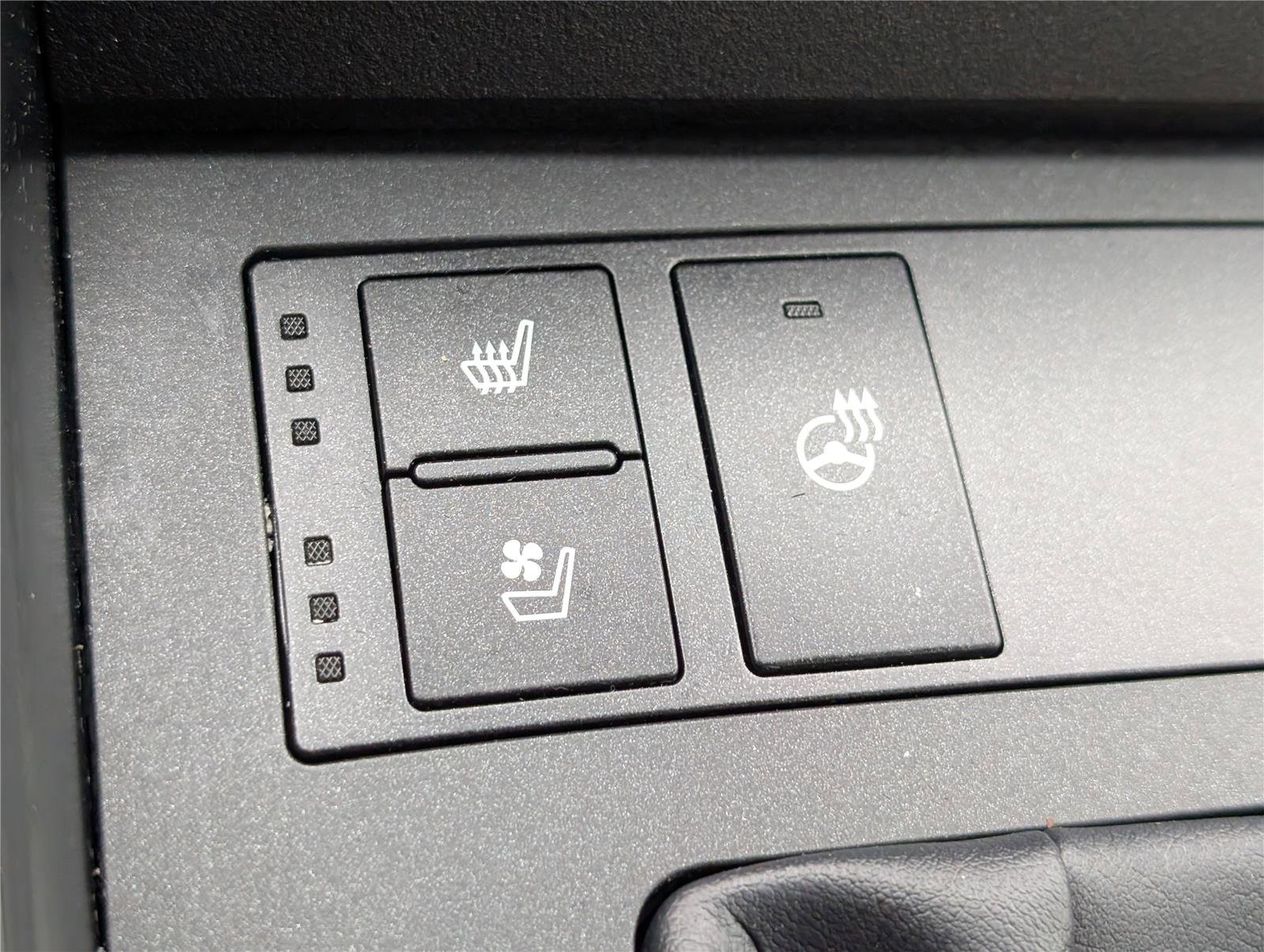 Certified 2023 Lexus IS 350 F Sport w/ Memory Package image 28