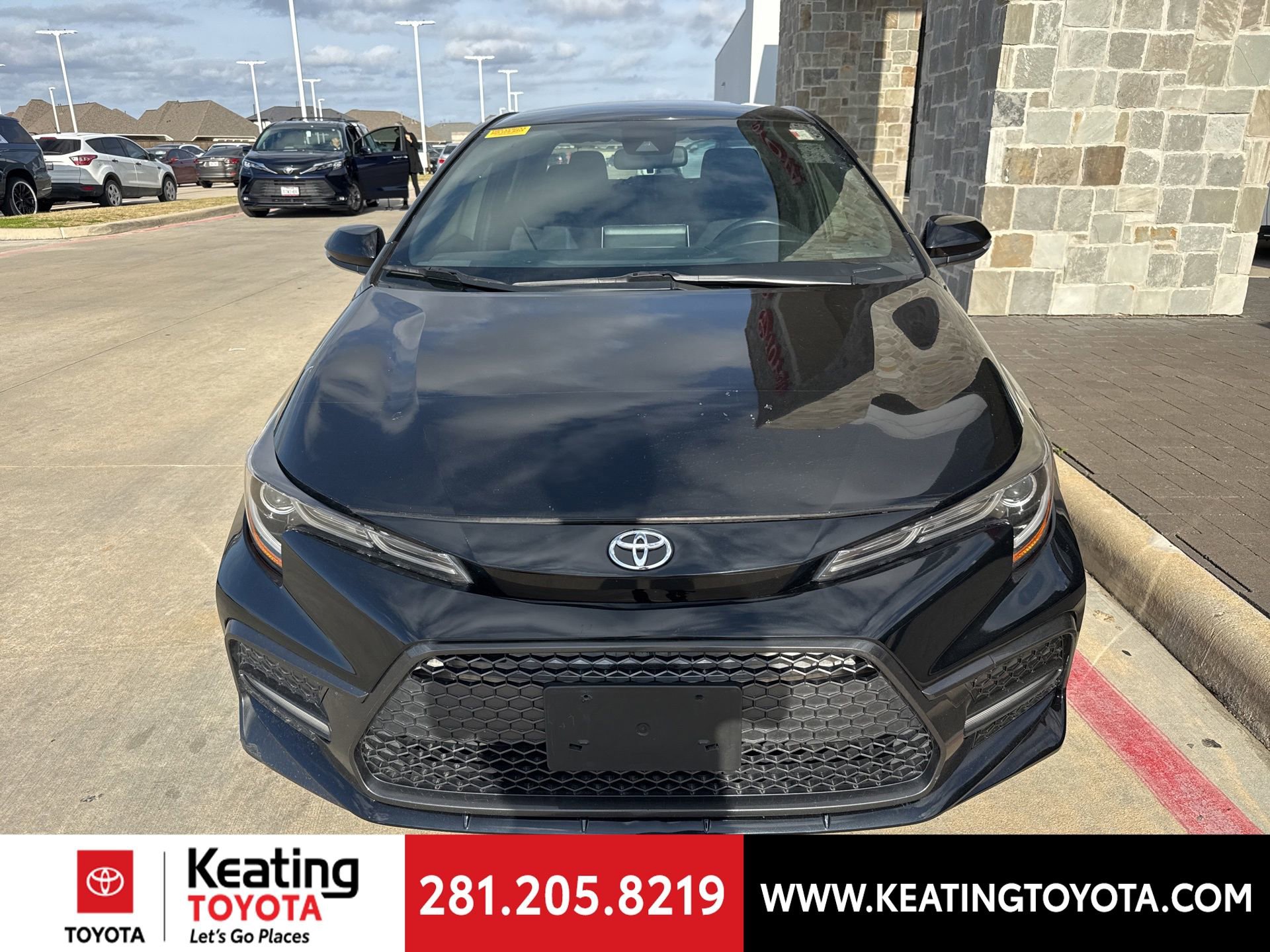 Used 2021 Toyota Corolla SE image 2
