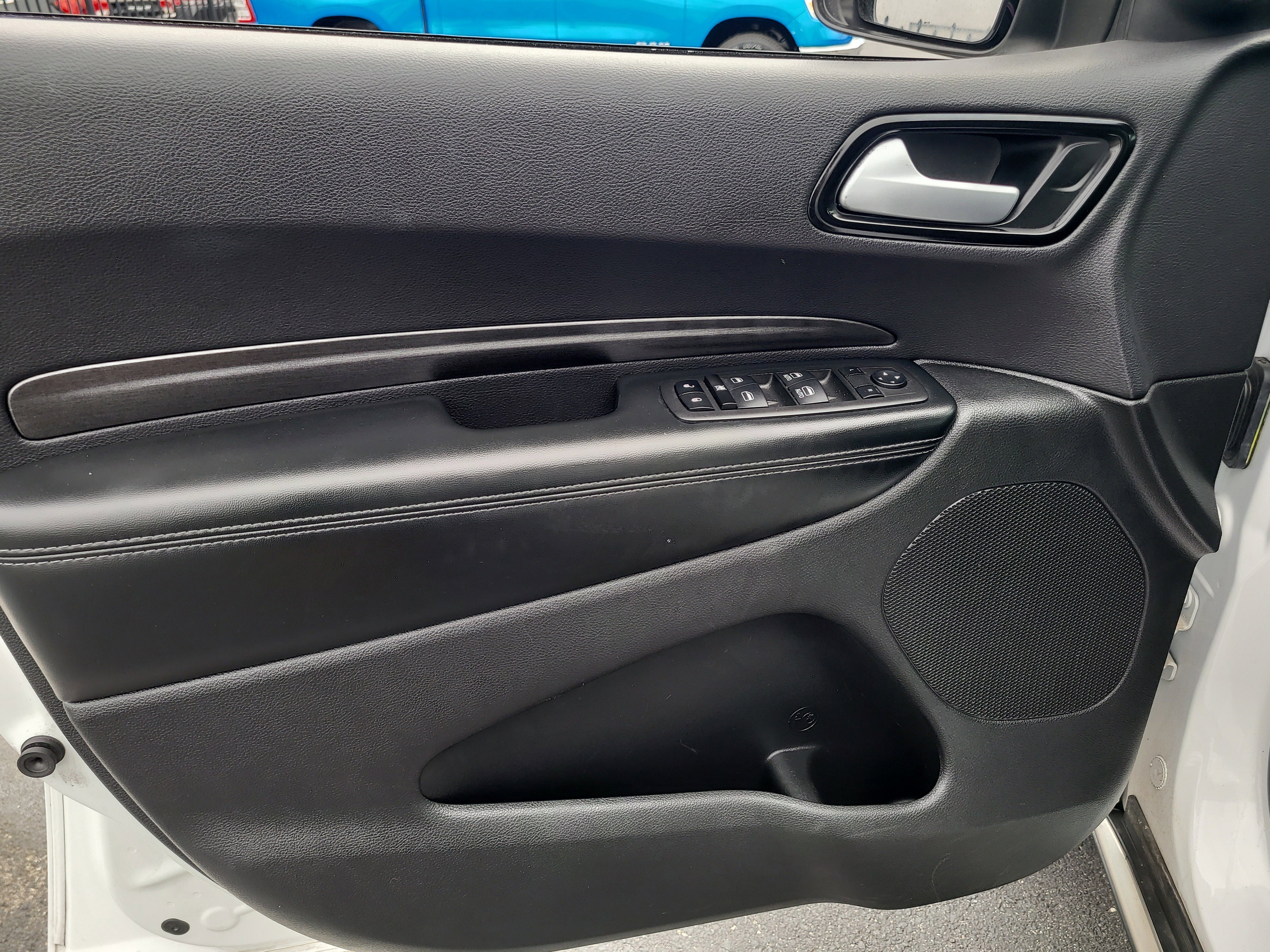 Used 2024 Dodge Durango SXT image 15