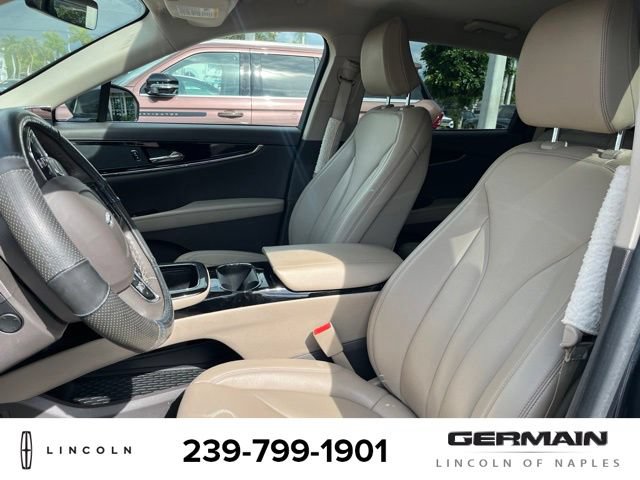 Used 2023 Lincoln Nautilus AWD w/ Premium Package image 10