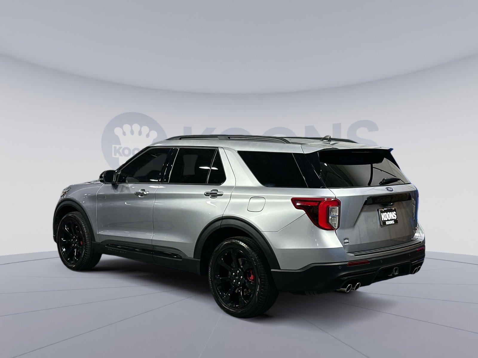 Used 2024 Ford Explorer ST w/ Equipment Group 401A image 4