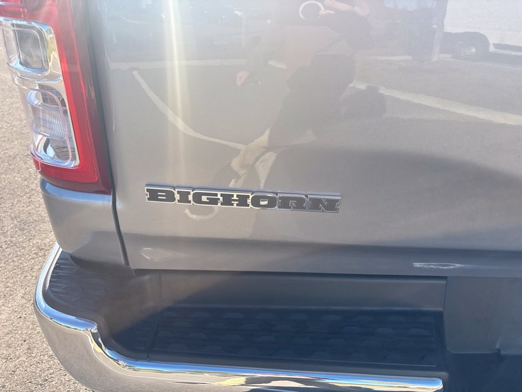 Used 2022 RAM 1500 4x4 Crew Cab image 15