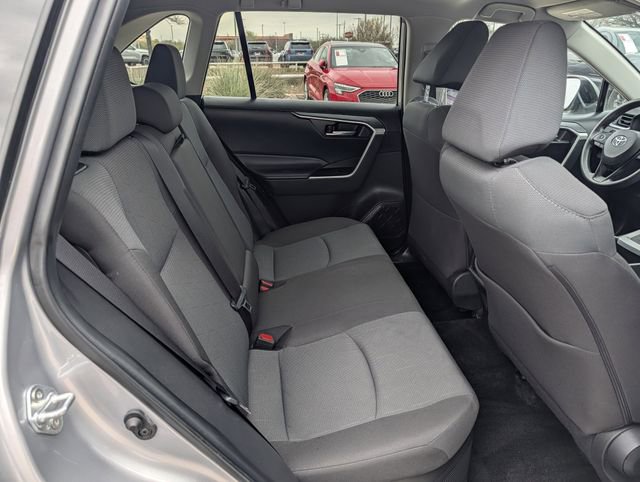 Used 2025 Toyota RAV4 XLE image 29
