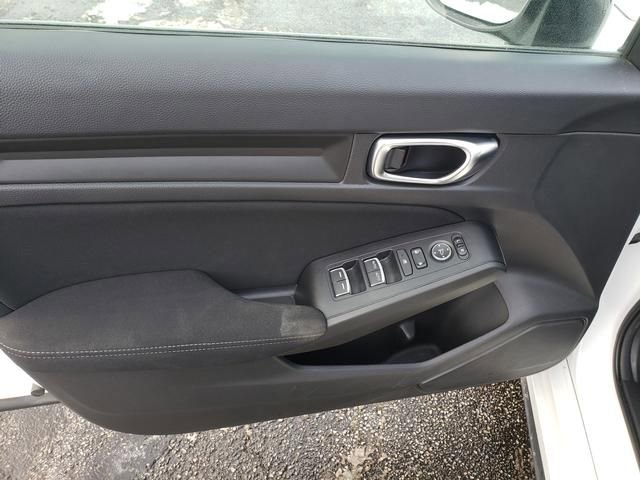 Used 2022 Honda Civic Sport image 11