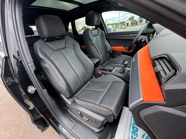 Used 2020 Audi Q3 2.0T Prestige w/ Prestige Package AWD/4WD image 11