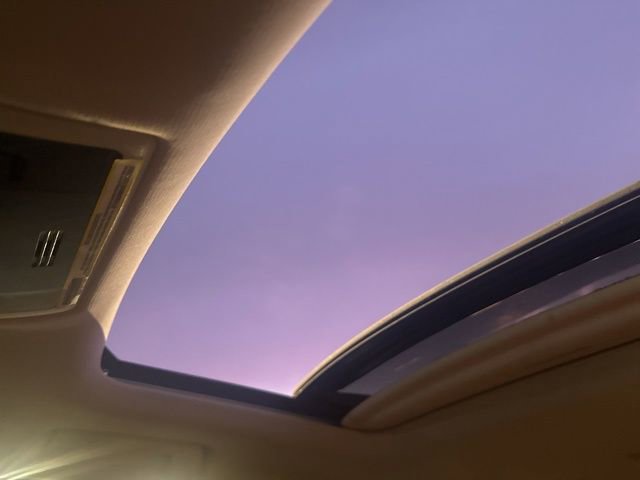 Used 2020 Lexus UX 200 image 18