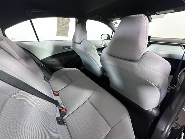 Used 2023 Toyota Corolla SE w/ Carpet Mat Package (TMS) FWD image 12