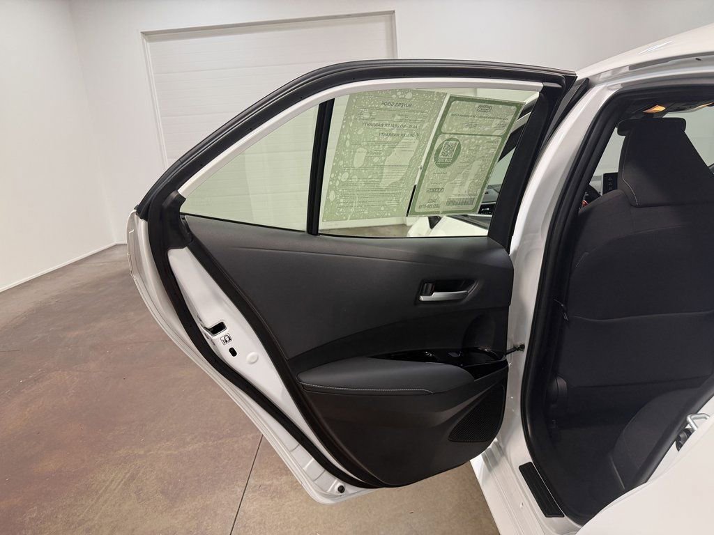 Used 2021 Toyota Corolla SE image 48