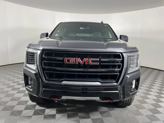 Used 2024 GMC Yukon XL AT4 w/ Technology Package AWD/4WD image 5